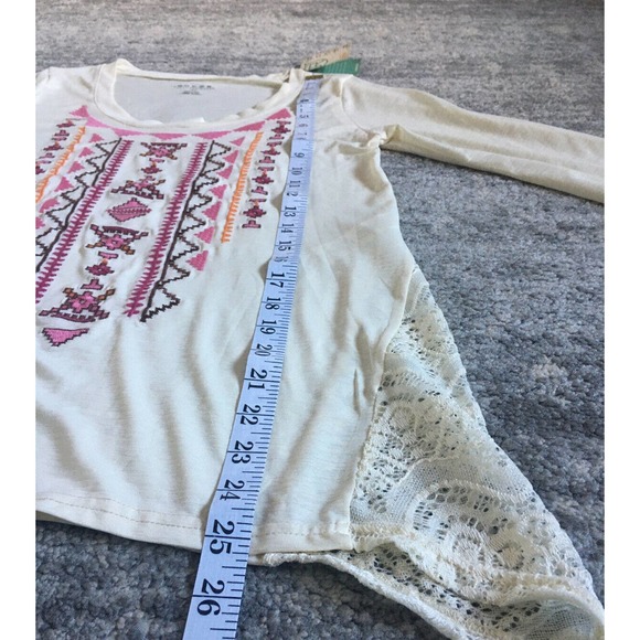 Roper Top S Cream Embroidery 3/4 Sleeve Blouse - Picture 4 of 9